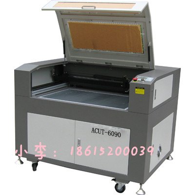 供应3D激光雕刻机，全方位激光雕刻机