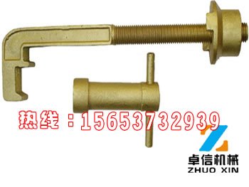 倾心打造道岔钩锁器