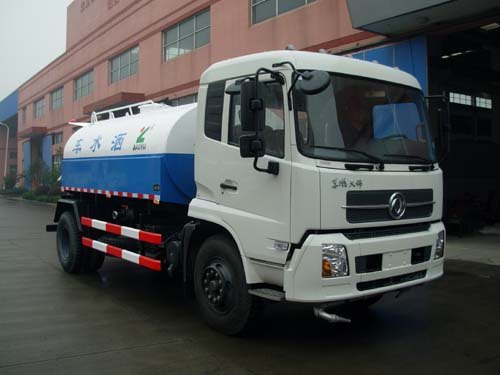 东风牌洒水车