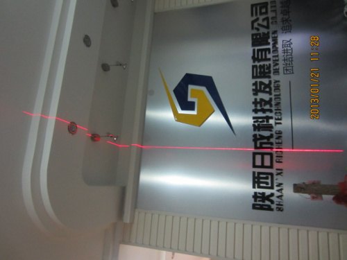 裁剪一字线激光定位灯