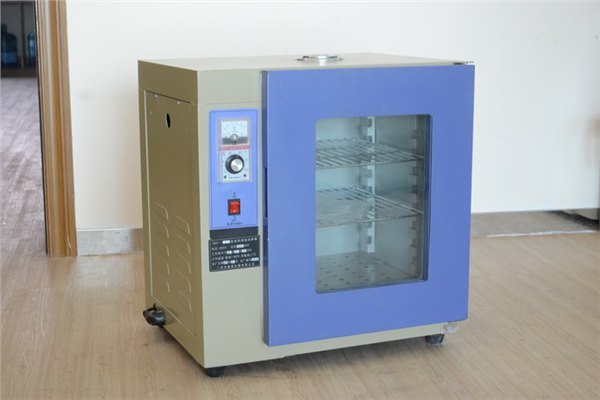 博造指针式电热培养箱303-0型