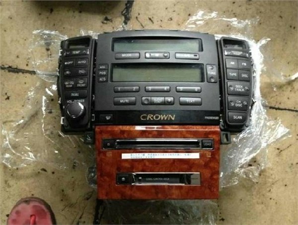08年皇冠CD一套，原装拆车件