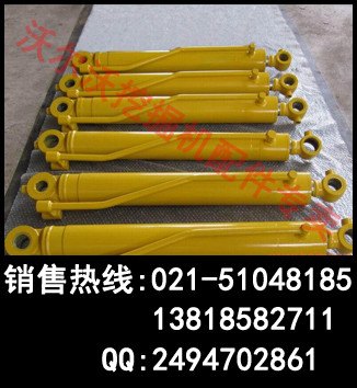 沃尔沃挖掘机小臂油缸