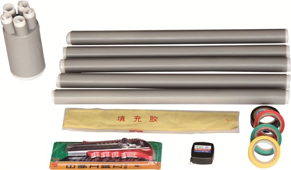 厂家直销德乐1KV冷缩五芯终端头电缆附件欧式美式插拔头电缆分支箱