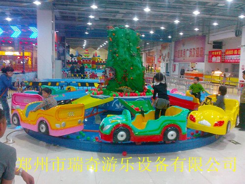 新型水陆激光战车