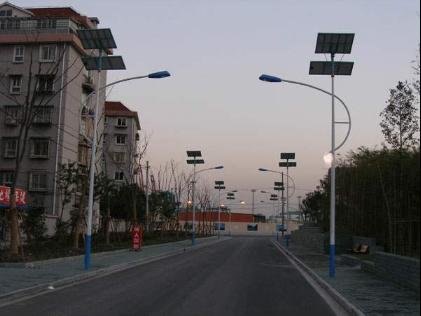 蜀旺签订内江112盏太阳能路灯