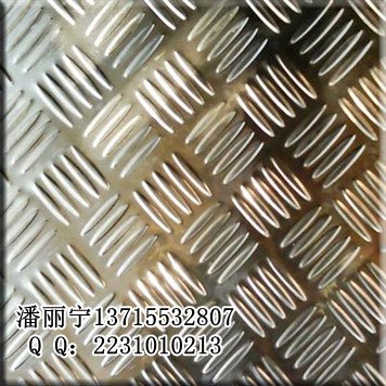 优质不锈钢防滑板，304不锈钢防滑板多少钱一平方，人字花防滑板报价