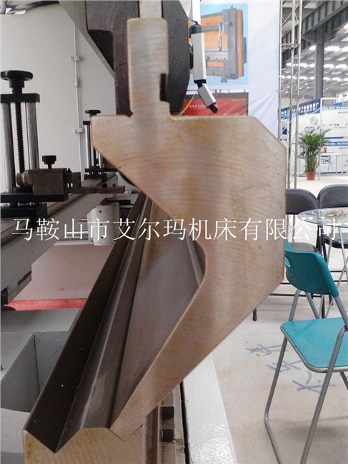 折弯机弯刀模具价格 折弯机尖刀模具价格