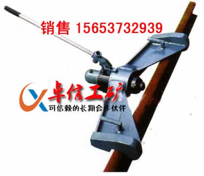 倾心打造济宁卓信机械液压双钩弯道器