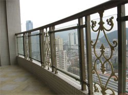 成都玻璃栏杆,成都玻璃栏杆厂家,成都玻璃栏杆公司,成都玻璃栏杆定做