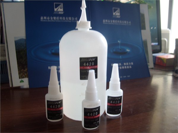 粘电子配件最好的胶水？电镀铁片和电镀锌粘用什么胶水好？固定电