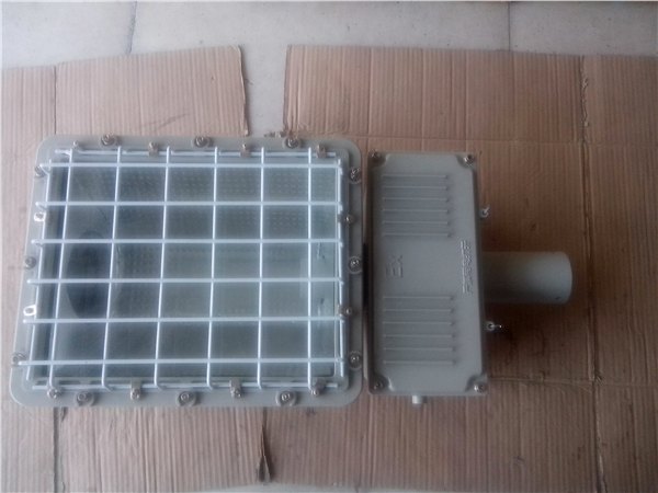 LED防爆路灯 防爆路灯灯光  防爆电器生产厂家