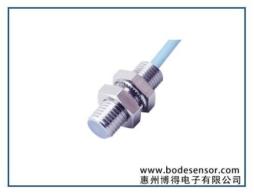 M8金属接近开关，PNP常开型，检测距离6mm