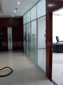 办公室分隔图 会议室装修隔断效果图