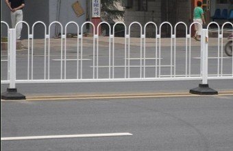 孝感京式护栏|孝感道路护栏|孝感隔离栏