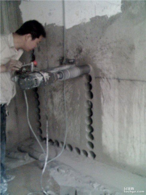 北京专业房屋开门工程水泥墙打孔