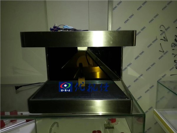 360全息幻影成像 全息幻影成像玻璃 270度全息成像 3D全息成像