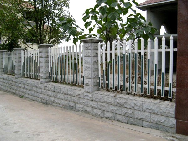 潜江市pvc围墙护栏|潜江市pvc厂区护栏|潜江市pvc厂房护栏