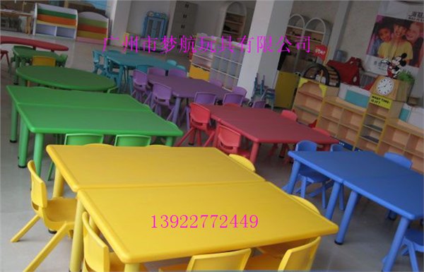 兴宁儿童防火板桌椅,五华早教实木桌,丰顺幼儿园塑料桌椅价格
