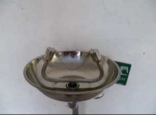 洗眼器石碣永安洗眼器超低价格
