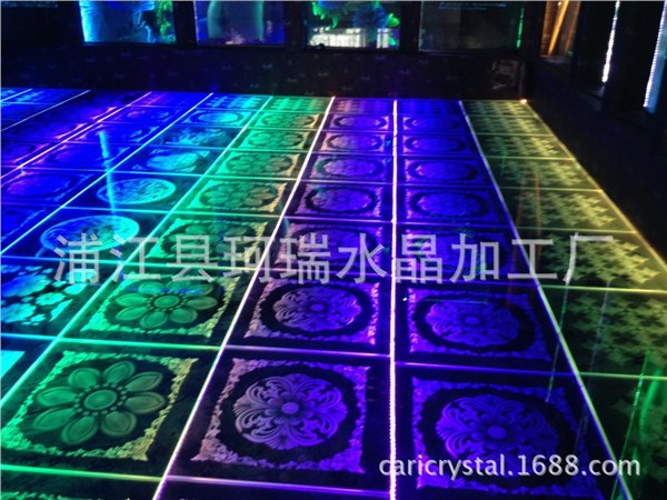 大型内雕水晶装潢地板 婚纱照水晶内雕