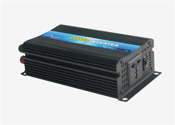 厂价直销500W纯正弦波车载逆变器