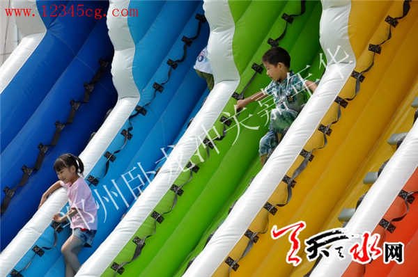 卧龙游乐 陆地冲关设备 元宵节 充气玩具 图片