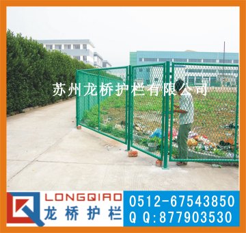 围墙浸塑护栏网/围墙浸塑铁丝网/使用寿命在15年以上