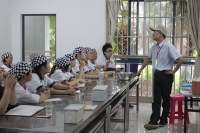 广西开家DIY蛋糕店学费只需3700元。。