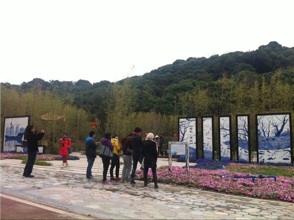 手绘瓷板画定做背景墙 手绘青花瓷背景墙 室外高温瓷板画背景墙