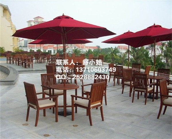 东莞户外商业街实木桌椅