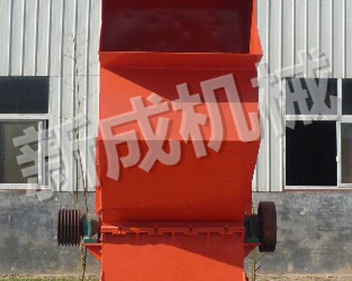 新成油漆桶破碎机经过研发性能更加强大