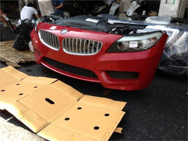 供应：宝马X3水箱、油箱拆车件，原厂件