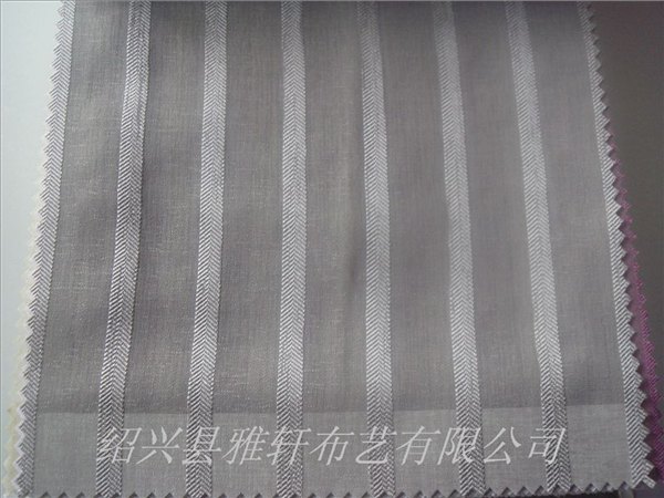 条子工程纱白色工程纱涤纶纱出口窗纱遮光布配纱