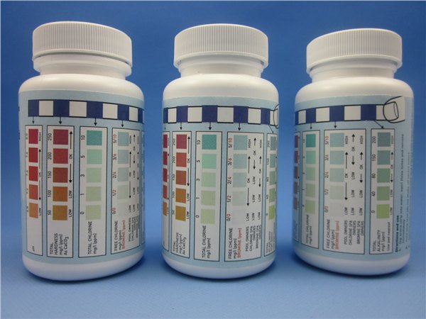 英国进口硬度总氯总碱度余氯PH试纸 游泳池水质分析试纸 现货促销