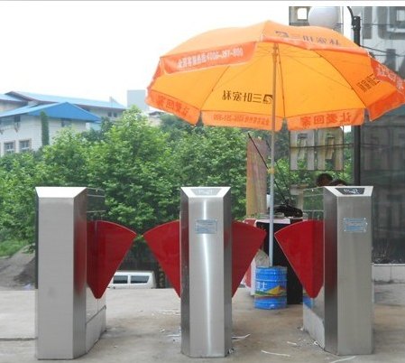 天台停车场挡车的浙江地铁出入口通道翼闸浙江岗亭厂家 电子巡更系统 三辊