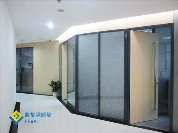 专业成品玻璃隔断 专业玻璃隔断厂家
