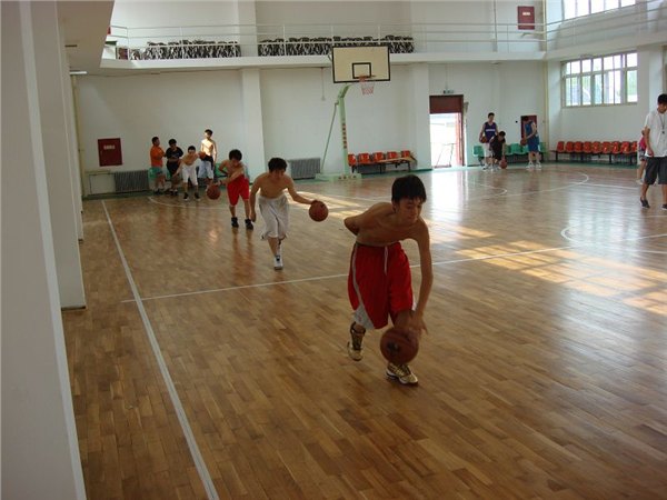 北京篮球学校招生报名中