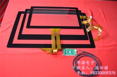 操控手感顺滑7寸0导航一体机电容屏电容屏