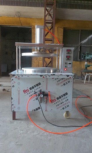 小型烙饼机_烙饼机价格_大型烙饼机