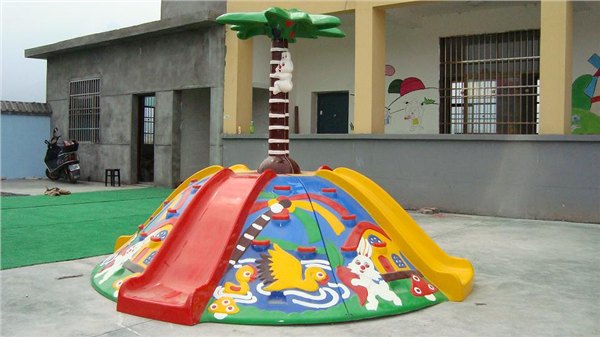 供应幼儿园玩具 儿童游乐玩具白兔家园盘山坡