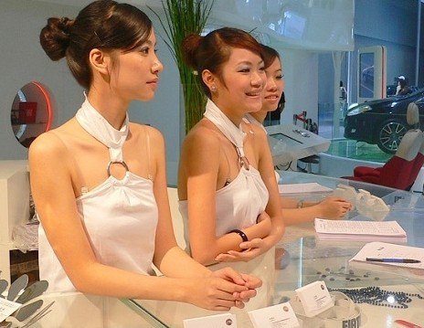 上海礼仪公司提供专业素养的上海礼仪人员