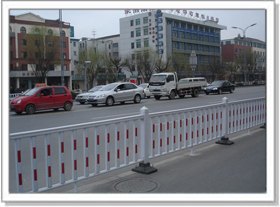 公路护栏,道路护栏,草坪护栏,市政护栏,交通护栏找九鼎护栏网