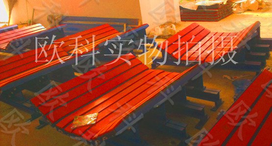 带式缓冲床 阻燃抗静电型缓冲条 复合式重载缓冲床热卖中