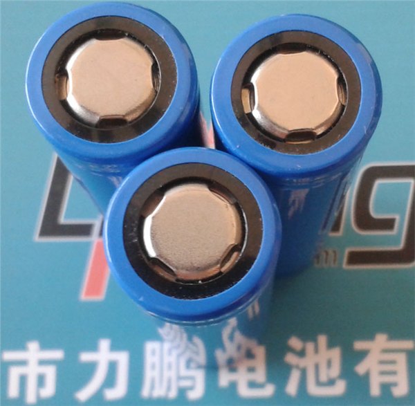 供应手电筒专用18650全新充电锂电池
