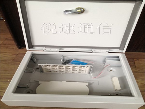 供应12芯光纤分线盒