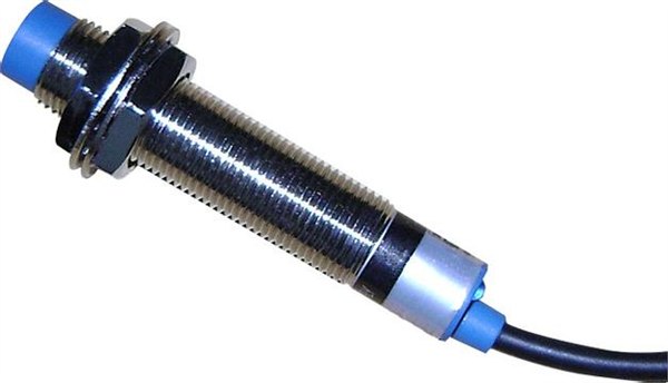 LJ8-15P8电感式传感器生产厂家批发供应接近开关