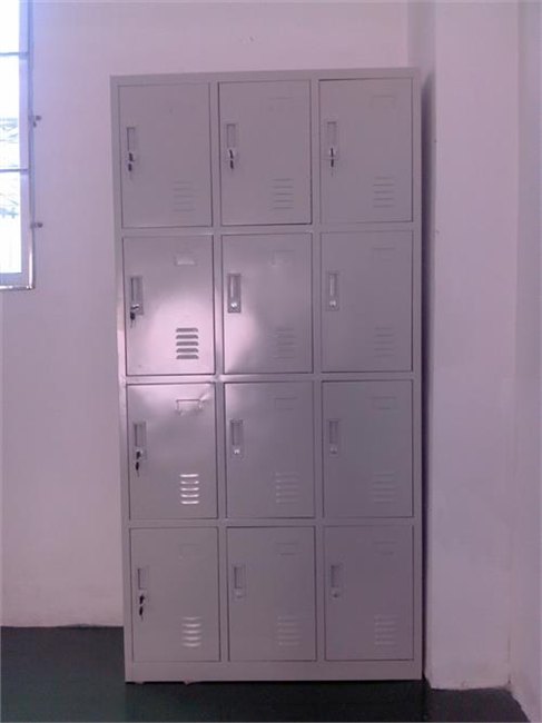 蛇口员工更衣柜四门员工更衣柜价格图富新源
