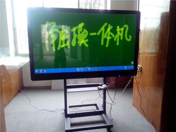 学校教育电子白板，触摸教学一体机
