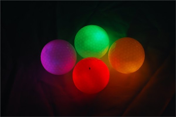 厂家定做高尔夫LED闪光球
